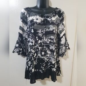 Papa Vancouver Black White Floral Pleated Hem Tunic  M